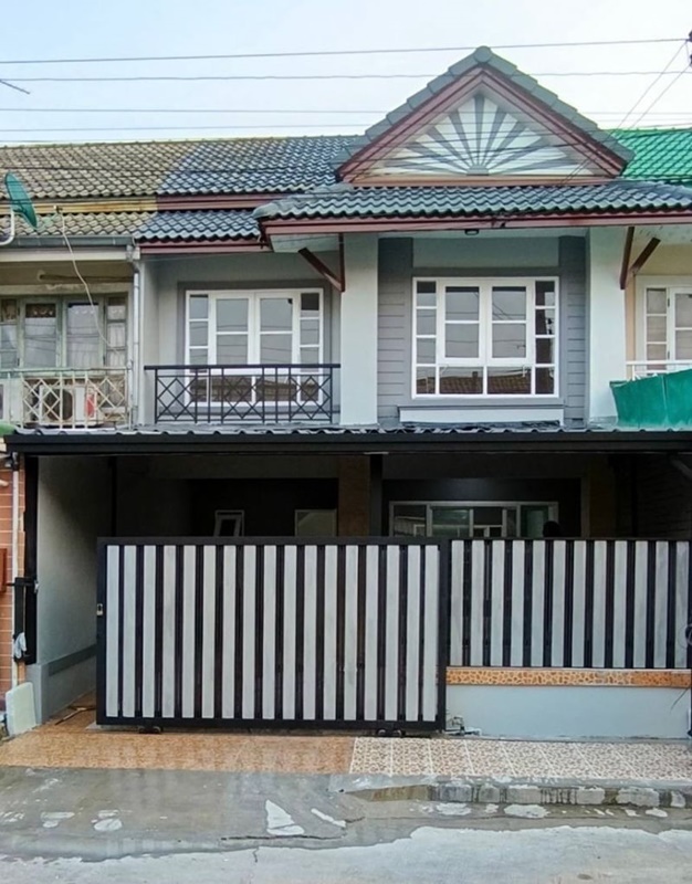 For SaleTownhousePathum Thani,Rangsit, Thammasat : Townhouse for sale, Lam Luk Ka, Pathum Thani