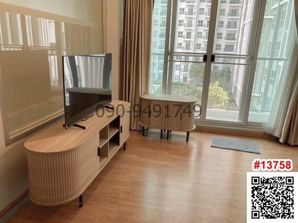 For RentCondoBang kae, Phetkasem : Condo for rent: The Parkland Phetkasem, 9th floor, Building B, pool view, near MRT Lak Song Station