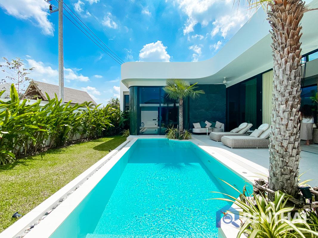 For SaleHousePhuket : Luxurious 3-Bedroom Proxima Villa in Phuket, Pool, Garden