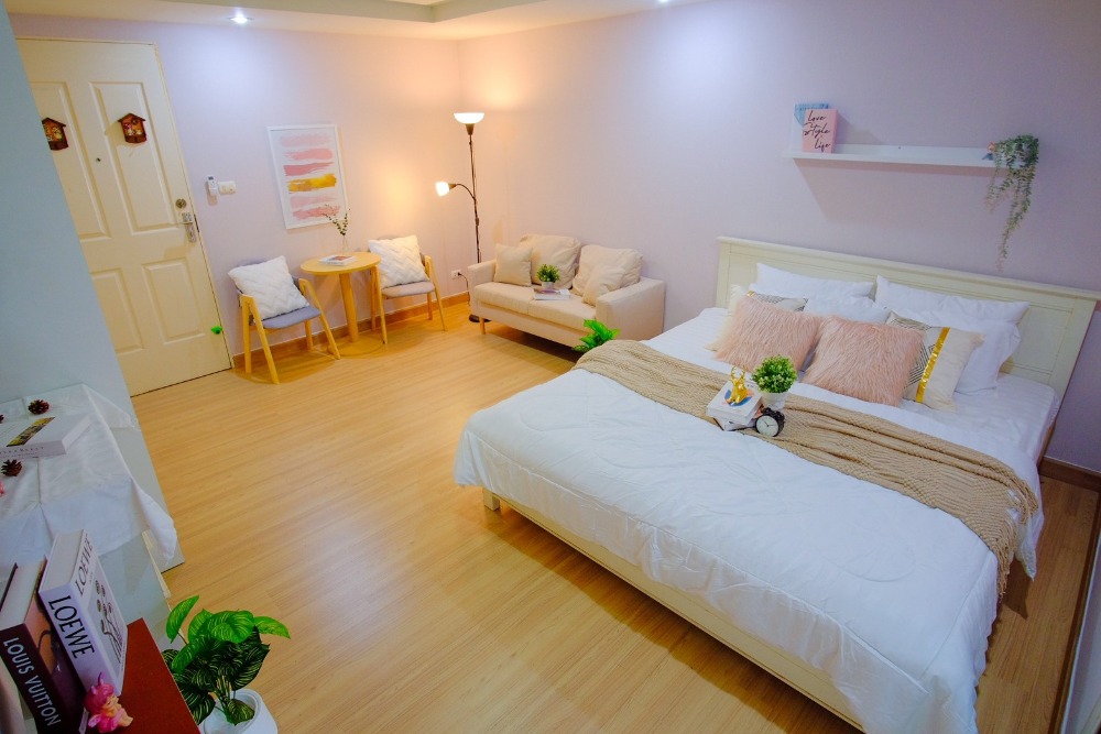 For SaleCondoBang Sue, Wong Sawang, Tao Pun : Condo near King Mongkuts University of Technology North Bangkok, next to Yothinburana School, very convenient to travel.