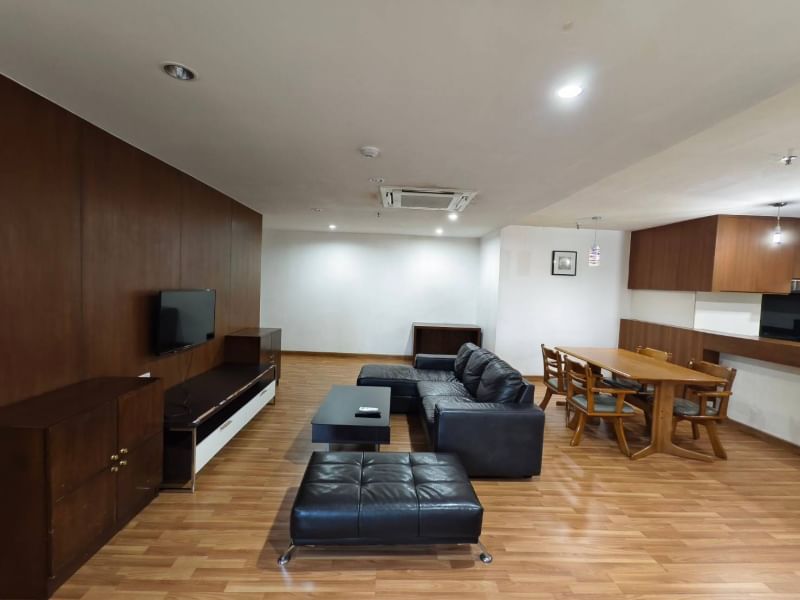 For SaleCondoSukhumvit, Asoke, Thonglor : Condo for rent, Baan Suan Phet, 131.95 sq m., near BTS Phrom Phong