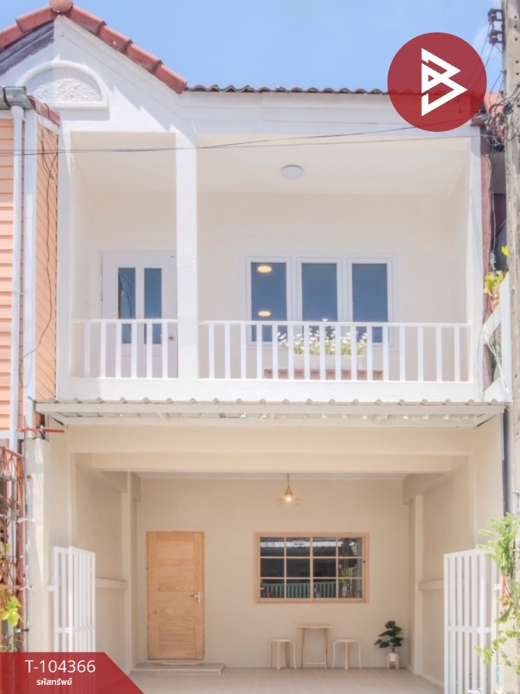 For SaleTownhousePathum Thani,Rangsit, Thammasat : Townhouse for sale, Air Villa Village, Lam Luk Ka Khlong 2, Pathum Thani