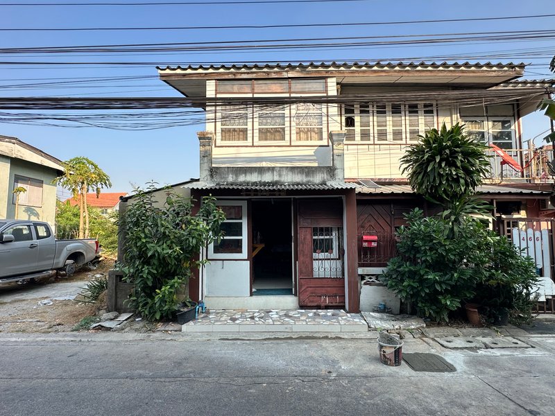 For SaleHouseVipawadee, Don Mueang, Lak Si : For sale: 2-storey house, Soi Phahonyothin 48, Intersection 21, concrete structure, Anusawari Subdistrict, Bang Khen District, Bangkok, near BTS Sai Yud Station, suitable for business or buying to rent out.