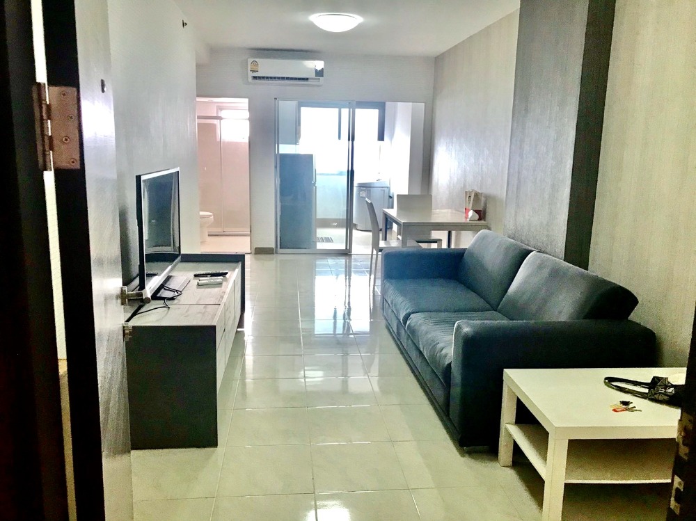 For RentCondoRama9, Petchburi, RCA : Condo for rent Supalai Park Ekkamai-Thonglor 54.5 sq m. near BTS Ekkamai