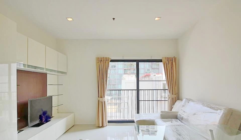 For RentCondoSukhumvit, Asoke, Thonglor : Condo for rent Noble Reveal 52 sq m. near BTS Ekkamai