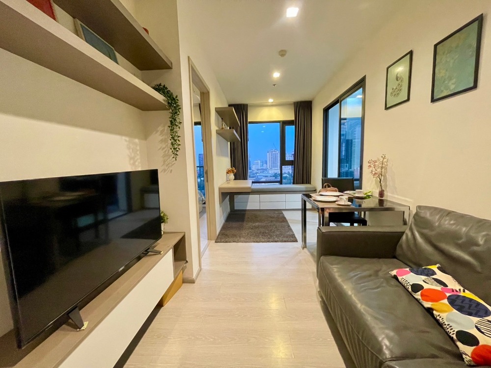 For RentCondoSukhumvit, Asoke, Thonglor : 💥ST-2687💥 Rhythm Sukhumvit 36 - 38 👉Line : @urbancondo