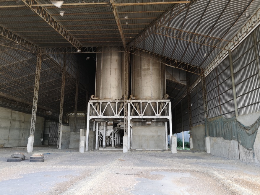 For SaleFactoryKamphaeng Phet : Factory / warehouse and large rice dryer for sale in Kamphaeng Phet Province with a special discount of almost 10 million, only 14.4 million left.