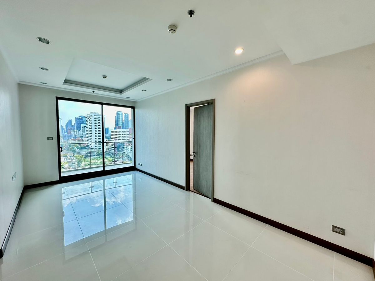 For SaleCondoSukhumvit, Asoke, Thonglor : Condo for sale Supalai Oriental Sukhumvit 39 (Supalai Oriental Sukhumvit 39) 2 bedrooms, 2 bathrooms, near BTS Phrom Phong, best price in the project