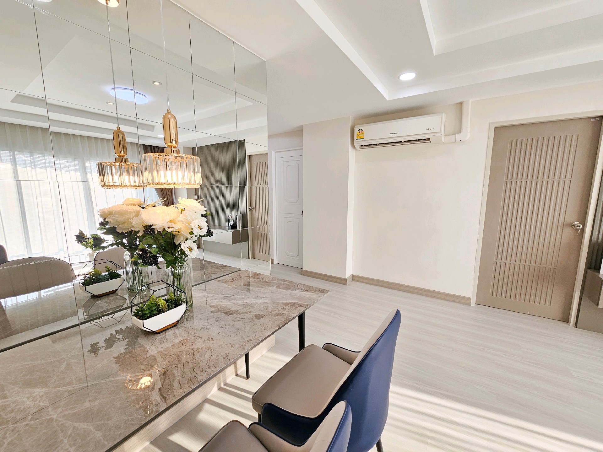 For SaleCondoLadprao, Central Ladprao : 🔥Condo for sale, size 63.74 sq m.🔥Ratchdar Prestige, 2-bedroom condo (Ratchada Prestige) 🔥Selling price 2,590,000 baht🔥