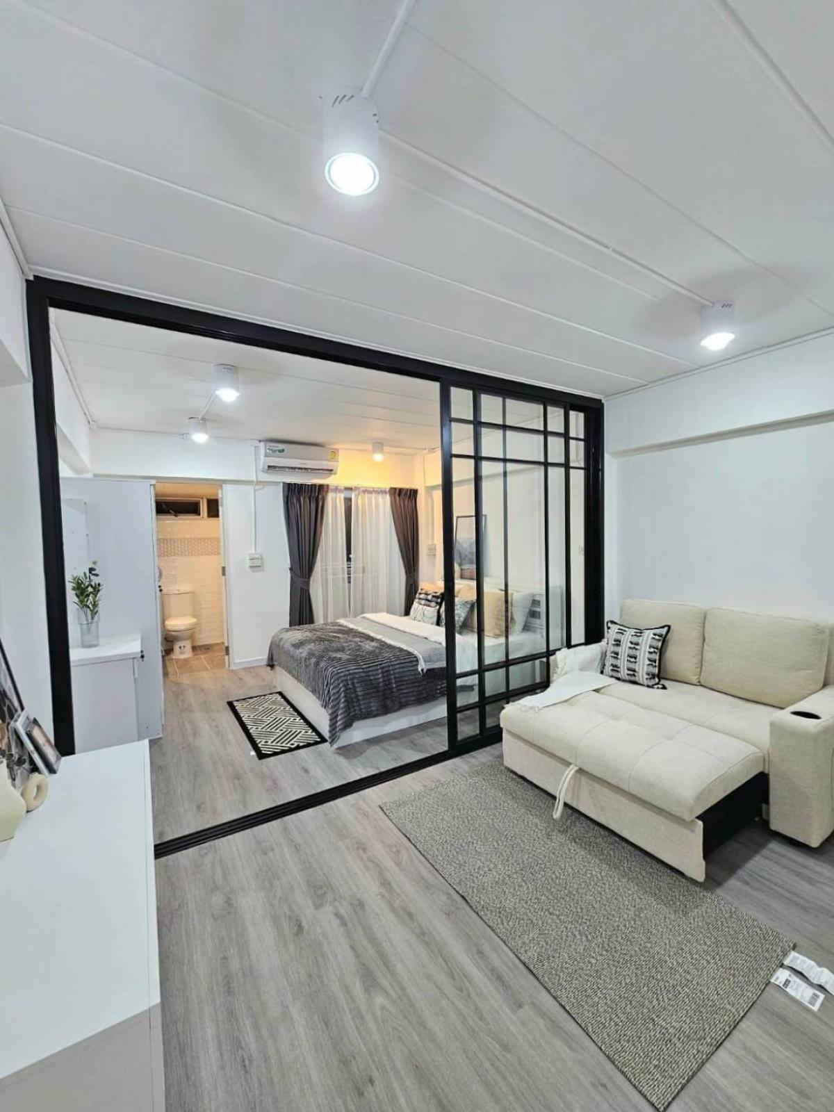 For SaleCondoLadprao101, Happy Land, The Mall Bang Kapi : Urgent sale✨Studio condo, Lat Phrao 102 area, size 28 sq m., 5th floor, price 1.09 million, pets allowed, beautiful room, good price🎆