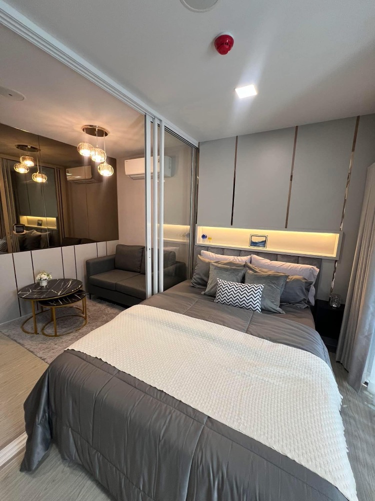 For RentCondoPathum Thani,Rangsit, Thammasat : ✨Provide Living✨ For rent Kave Town Island 24 sq m. Very beautiful room, fully built-in, the most beautiful in the building 🔥 📞 Sister Cat 0917503016 #Beautiful room, every room has been selected💓