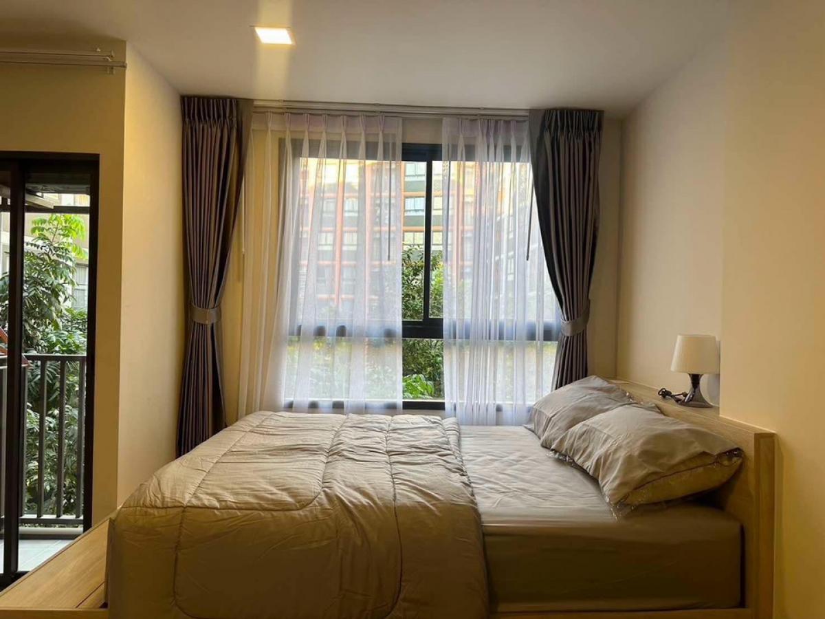 For RentCondoBangna, Bearing, Lasalle : Condo for rent: The Move Bangna Room size: 26 sq m. Building: B Floor: 3 Price: 9,500 baht Nearby places: MRT Yellow Line