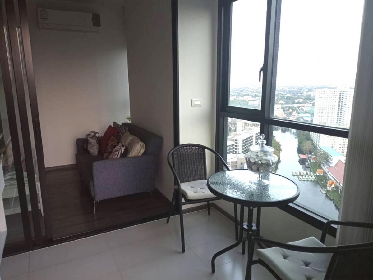 ให้เช่าคอนโดอ่อนนุช อุดมสุข : The Base Park East conner very nice view 16,000/month