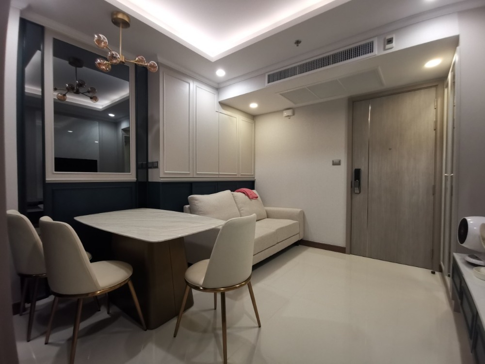 For RentCondoSukhumvit, Asoke, Thonglor : ⭐️ Supalai Oriental Sukhumvit 39 ⭐️1 bedroom, 1 bathroom, 39 sq m. Luxuriously decorated room with complete furniture.