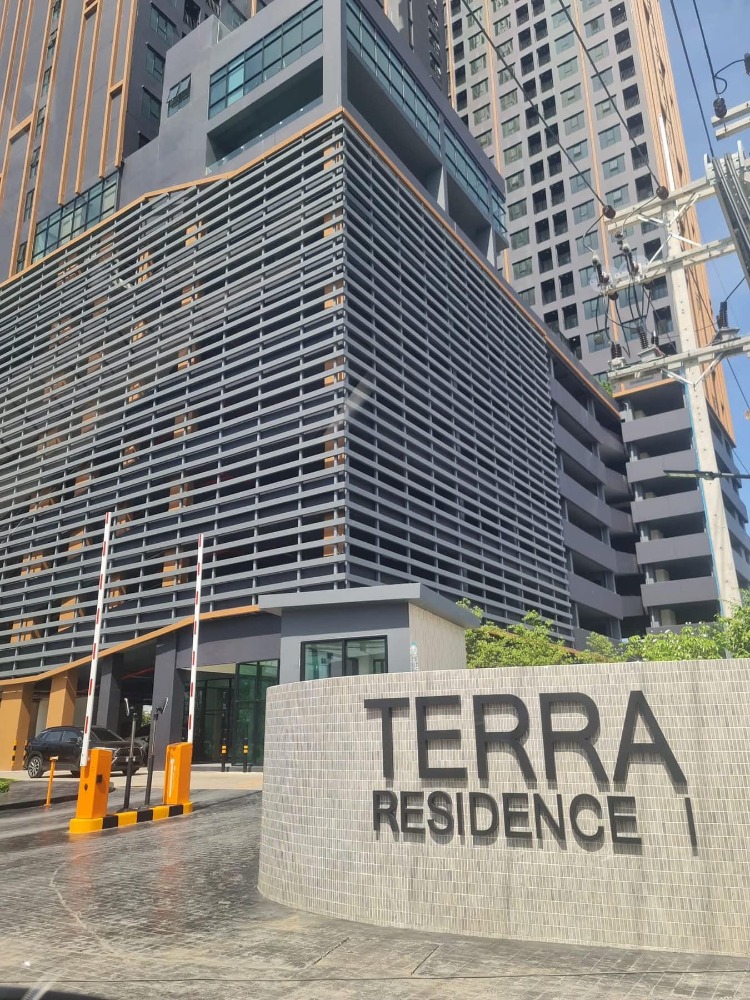 For RentCondoPathum Thani,Rangsit, Thammasat : Open for reservations for renting Terra Residence, a condo next to Thammasat Rangsit, a brand new room, size 33 square meters.