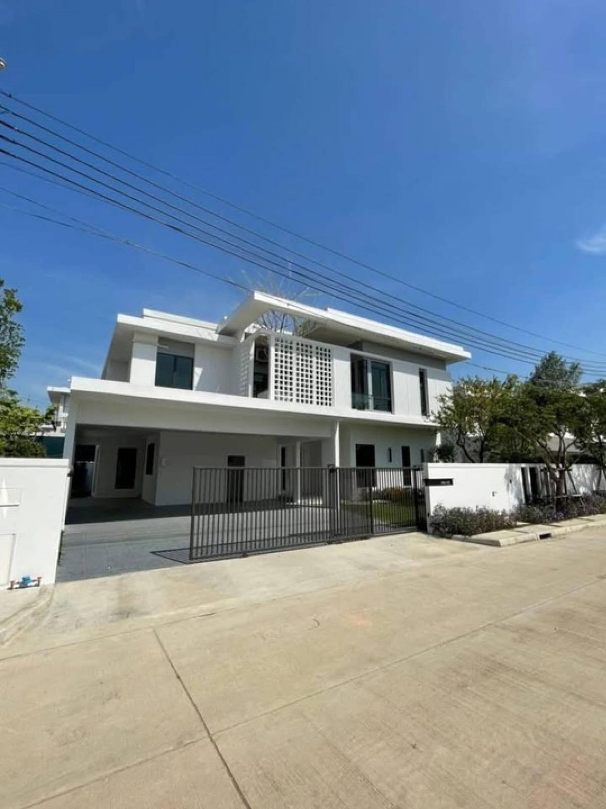 For RentHouseSamut Prakan,Samrong : 🔥🔥Single House Mansion Bangna Km.15🔥🔥Single house, Manthana Bangna Km.15