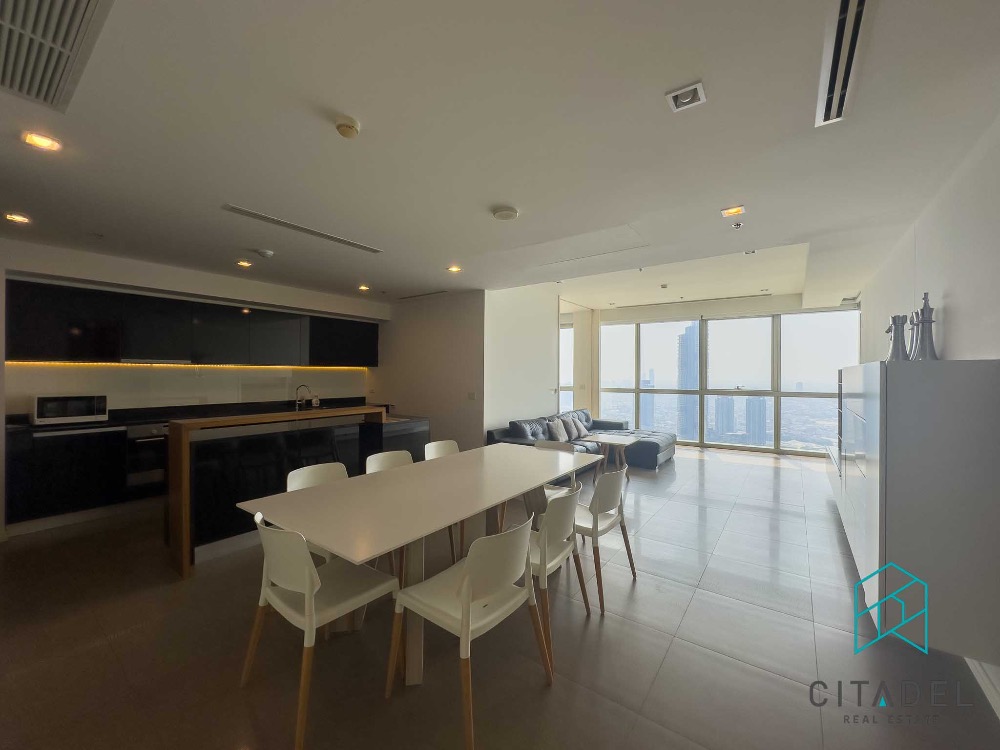 ให้เช่าคอนโดวงเวียนใหญ่ เจริญนคร : The River by Raimon Land - High Floor 2 Beds Condo for Rent