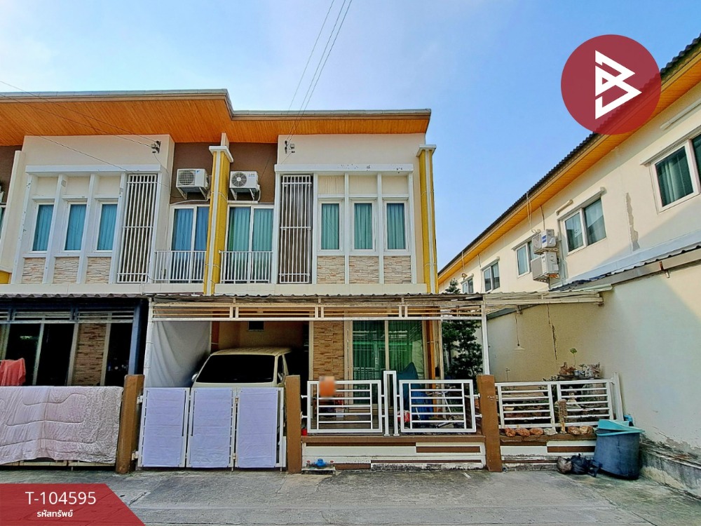 For SaleTownhomeSamut Prakan,Samrong : Townhouse for sale, Golden Town Village, Bangna-King Kaew, Bang Phli, Samut Prakan