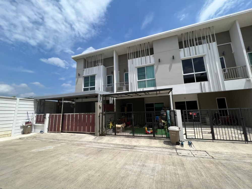 For RentTownhousePhutthamonthon, Salaya : Townhouse for rent, furnished, ready to move in, Forre Village, Salaya (road behind Mahidol University and Rajamangala University of Technology Rattanakosin)