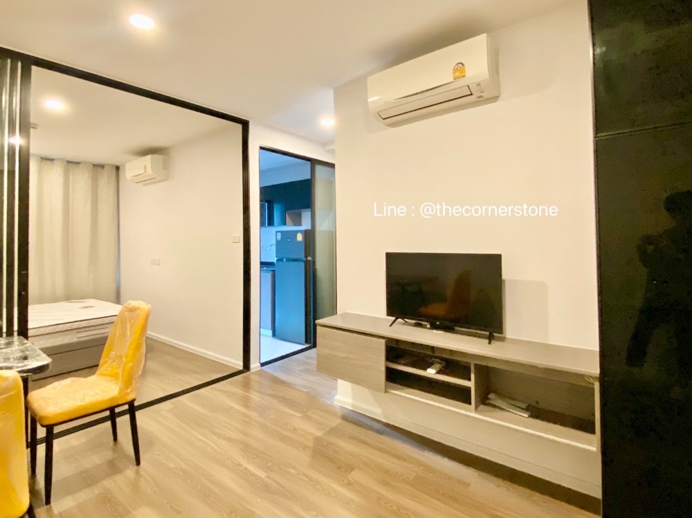 ให้เช่าคอนโดรัชดา ห้วยขวาง : 1 Bed Corner Unit Available Now