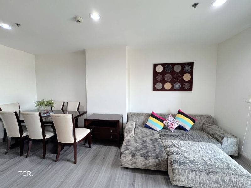 For SaleCondoRatchadapisek, Huaikwang, Suttisan : Condo for Sale ready to move in. & Quot; rhythm ratchada & quot; High class price, good location, convenient to travel near MRT Ratchadaphisek (No.250102)