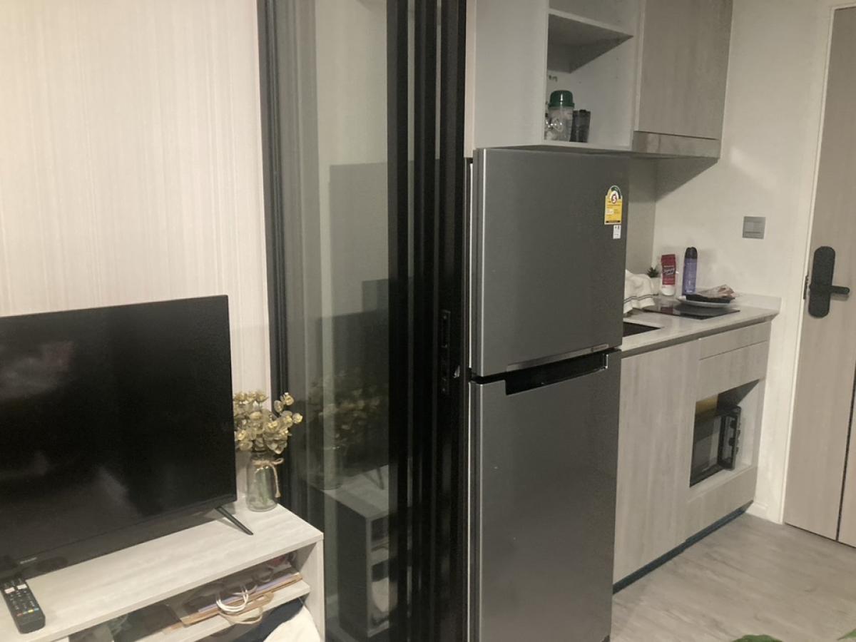 For RentCondoBangna, Bearing, Lasalle : Condo for rent, Atmoz Tropicana Bangna, atmoz tropicana bangna, Floor/Building: 4, Building: D, Room size: 24 sq m., Price: 9,000 baht, Nearby places: Yellow Line BTS