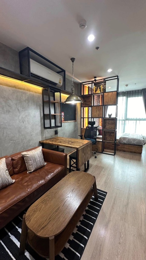 For RentCondoSiam Paragon ,Chulalongkorn,Samyan : 🔥 Hurry up and book! Loft-style room, beautifully decorated at IDEO Q Chula-Samyan, large studio room, very high floor, 1 bathroom, 29 sq m., rent only 23,000 baht/month, contact 0968623850 🔥