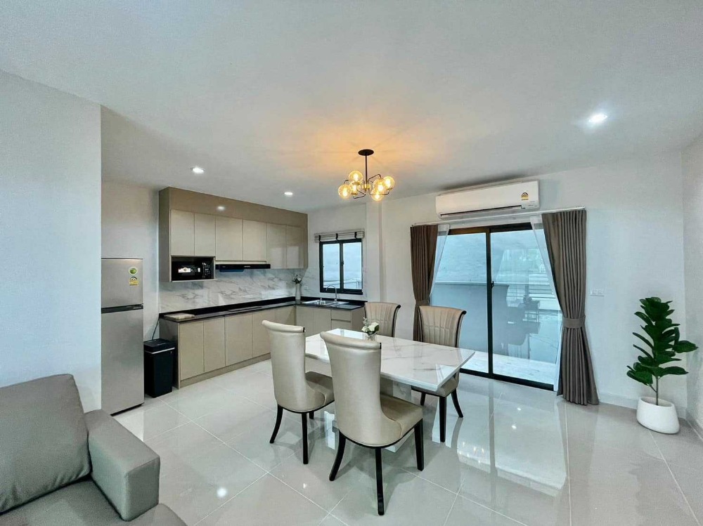 For RentHouseSamut Prakan,Samrong : LTH11735 – Townhome FOR RENT at Pleno Sukhumvit-Bangna 2 Size 25 sq.w. 132 sqm. 3 beds 3 baths Near Mega Bangna ONLY 45K/Month