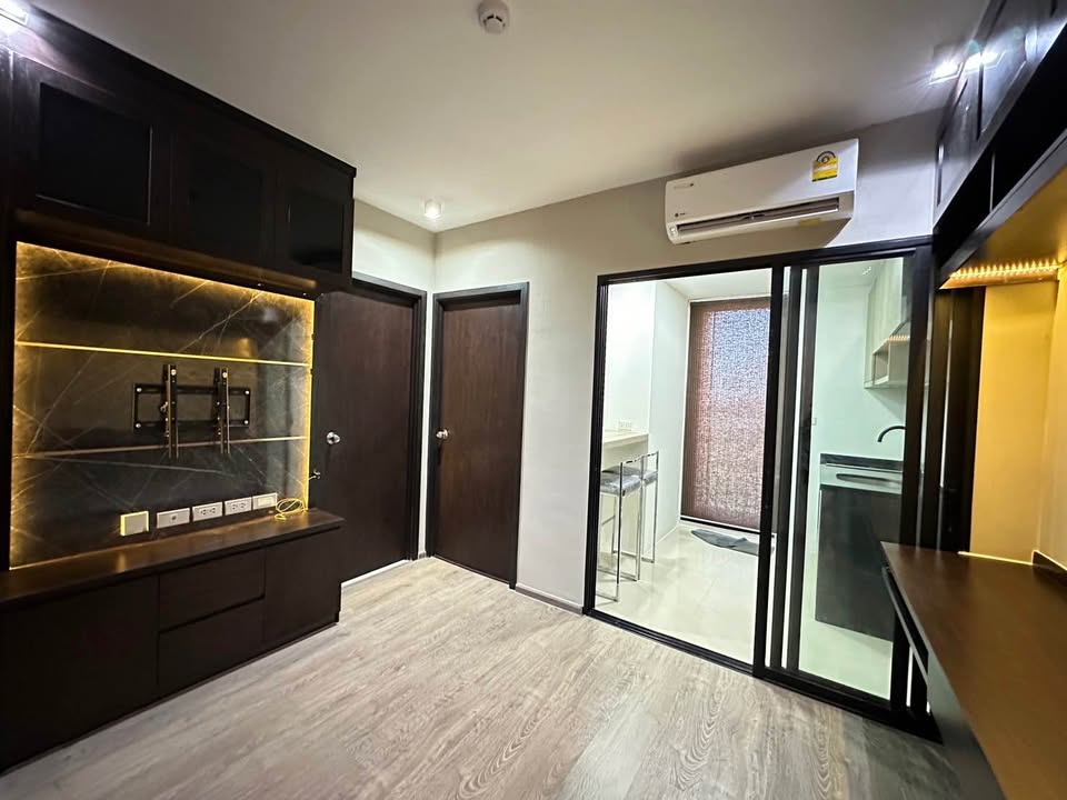 For RentCondoKasetsart, Ratchayothin : For rent: Lyss Ratchayothin, 1 bedroom, 1 bathroom, 30 sq m., 8th floor