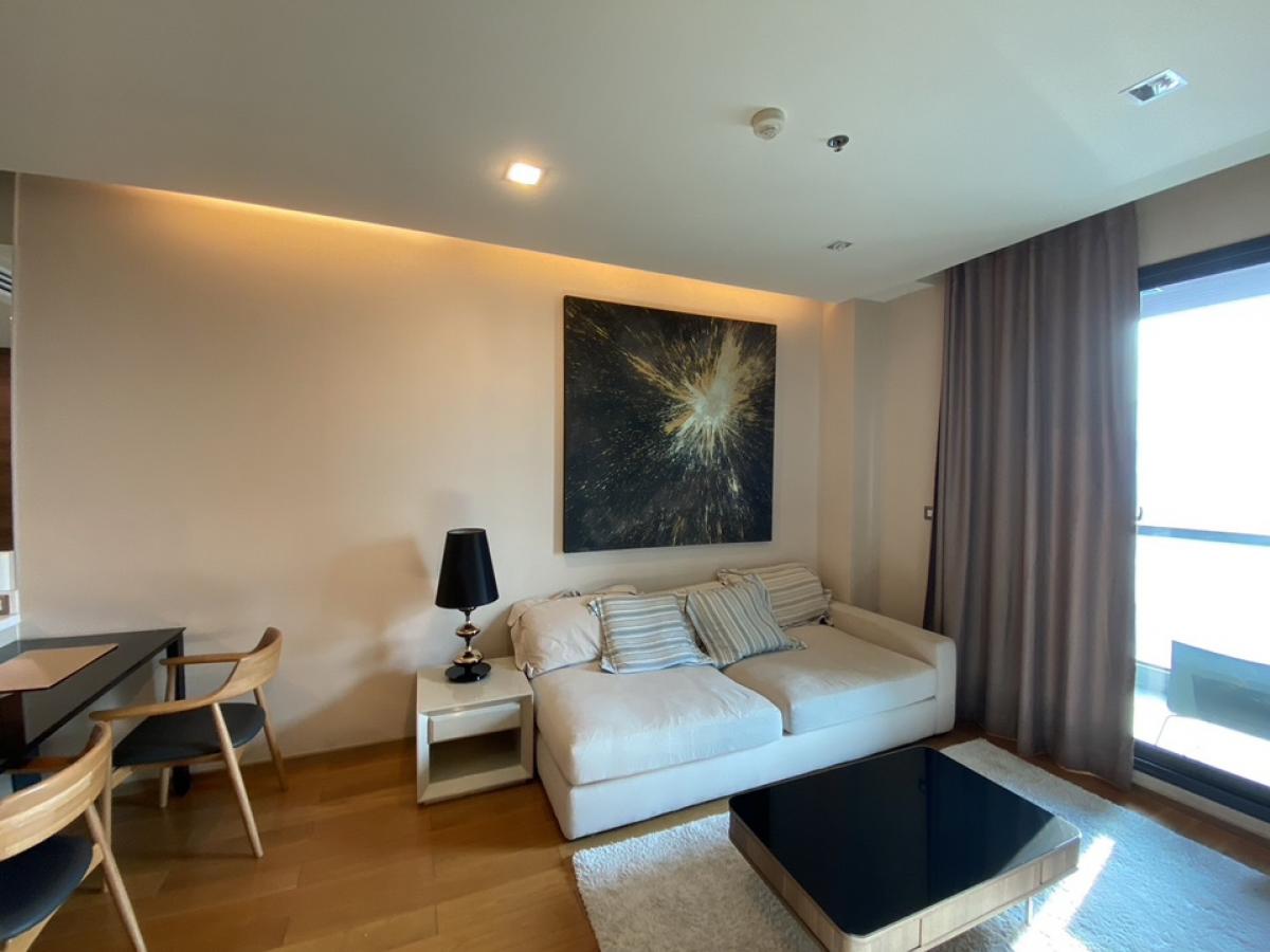 ขายคอนโดสาทร นราธิวาส : ⭐️(A0109) For Sale 🏢The address sathorn Price 8.5MB