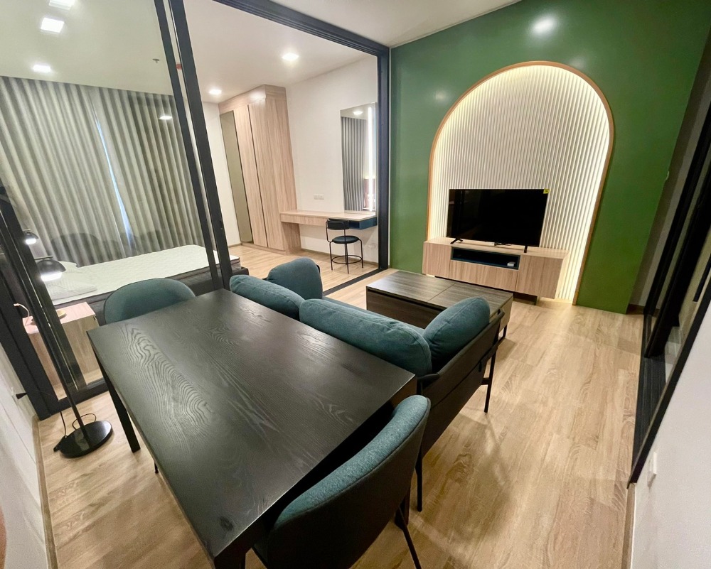 For RentCondoRatchathewi,Phayathai : ⭐️ XT Phayathai ⭐️1 BED 1 BATH 42 sq m. 21st floor, beautiful room, fully furnished, ready to move in