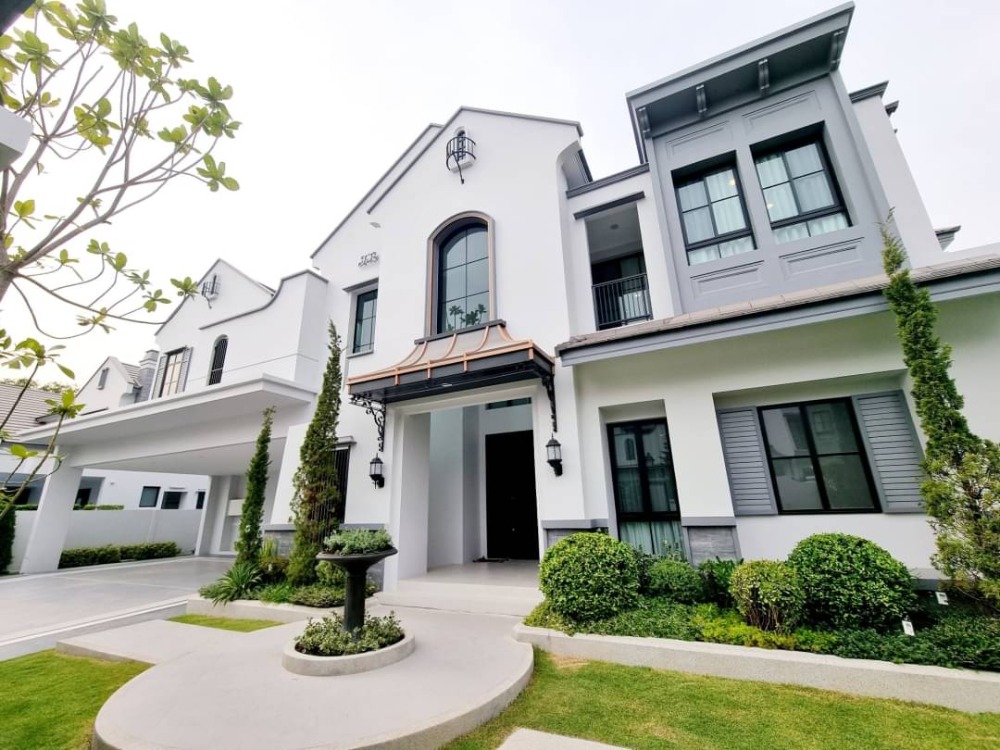 For SaleHousePattanakan, Srinakarin : For sale: Luxury house near Club House, Nantawan Rama 9-Krungthep Kreetha new cut project, size 5 bedrooms, 6 bathrooms, Le Marquis model (Size L)