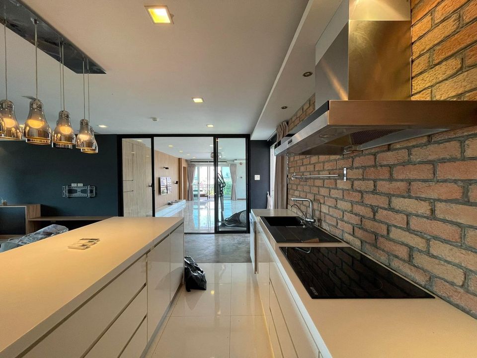 For RentCondoWongwianyai, Charoennakor : For rent: Ban Plad Sompop [Sompob House] Beautiful room, good price, convenient travel, fully furnished, ready to move in immediately, make an appointment to see the room.