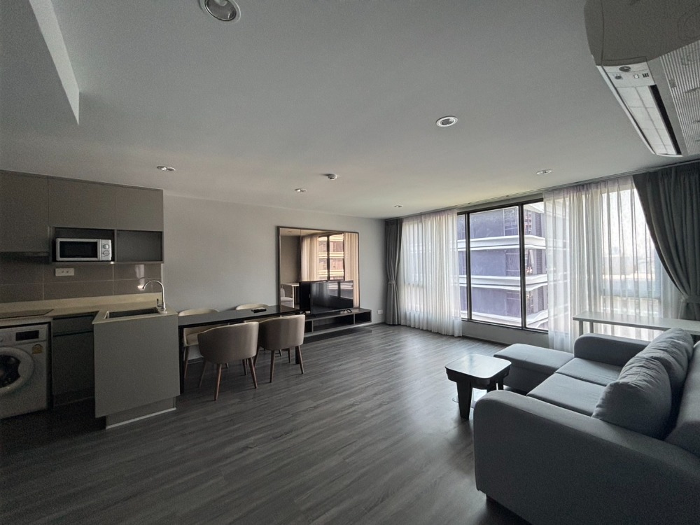 ให้เช่าคอนโดสุขุมวิท อโศก ทองหล่อ : IDEO Mobi Sukhumvit40, 2beds 2baths 81sq.m. 600m. to BTS Ekkamai