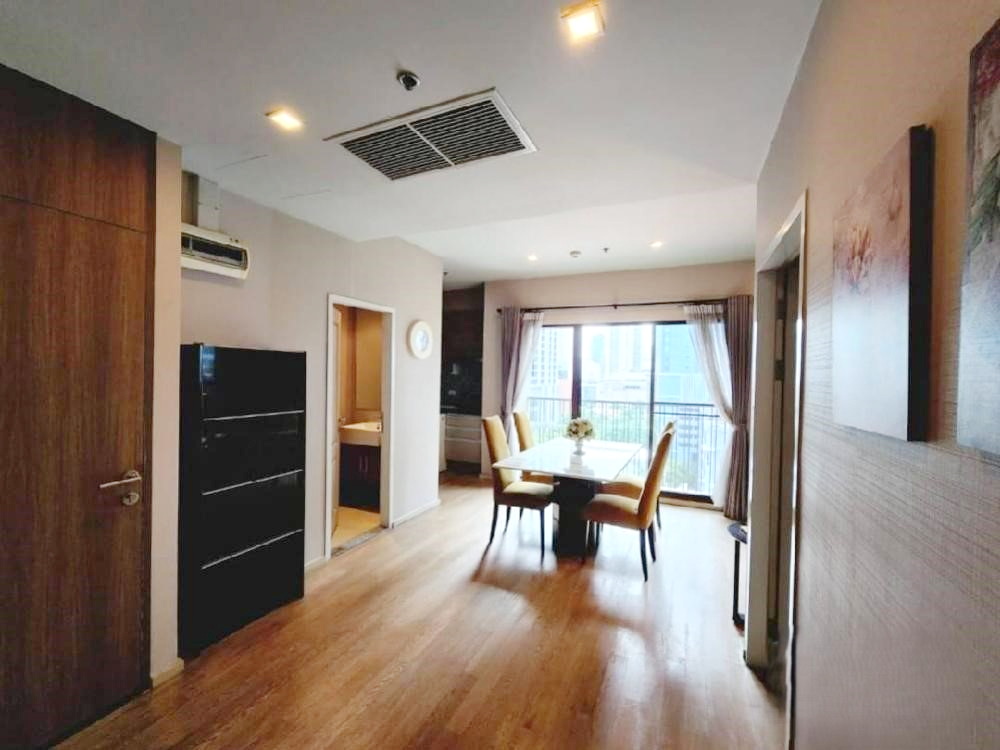 For RentCondoSukhumvit, Asoke, Thonglor : Condo for rent Noble Refine 72 sq m. near BTS Phrom Phong