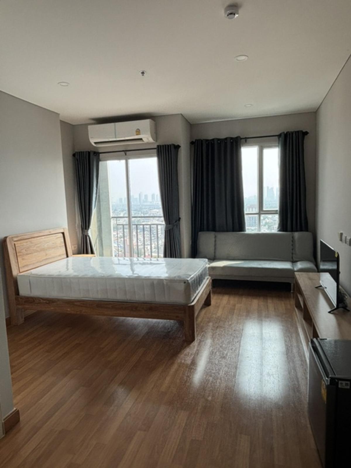 For RentCondoBang Sue, Wong Sawang, Tao Pun : ‼️Rooms come and go quickly. Vacant rooms🐉Lumpini Place Tao Poon Interchange🐉 9,500 baht✨Code #SB0225086 ✨ ☎️ Add Line to inquire @36condo, there is an add fee.