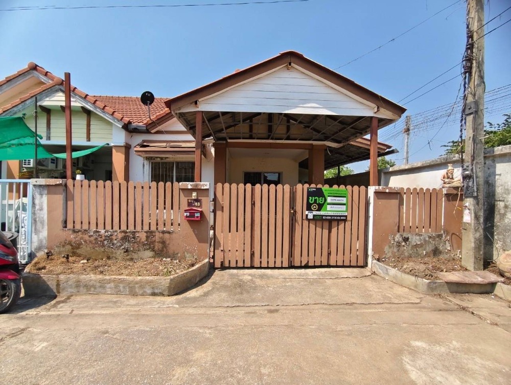 For SaleTownhousePathum Thani,Rangsit, Thammasat : For sale: Twin house/townhouse, Jesada Village 9, Susawat Road, Lat Sawai Subdistrict, Lam Luk Ka District, Pathum Thani Province