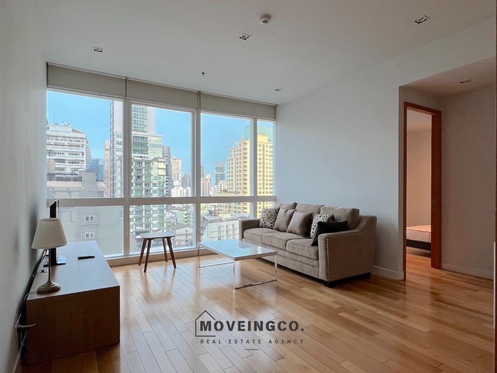 For RentCondoSukhumvit, Asoke, Thonglor : 2-Bedroom condo on High Floor in Asoke near BTS