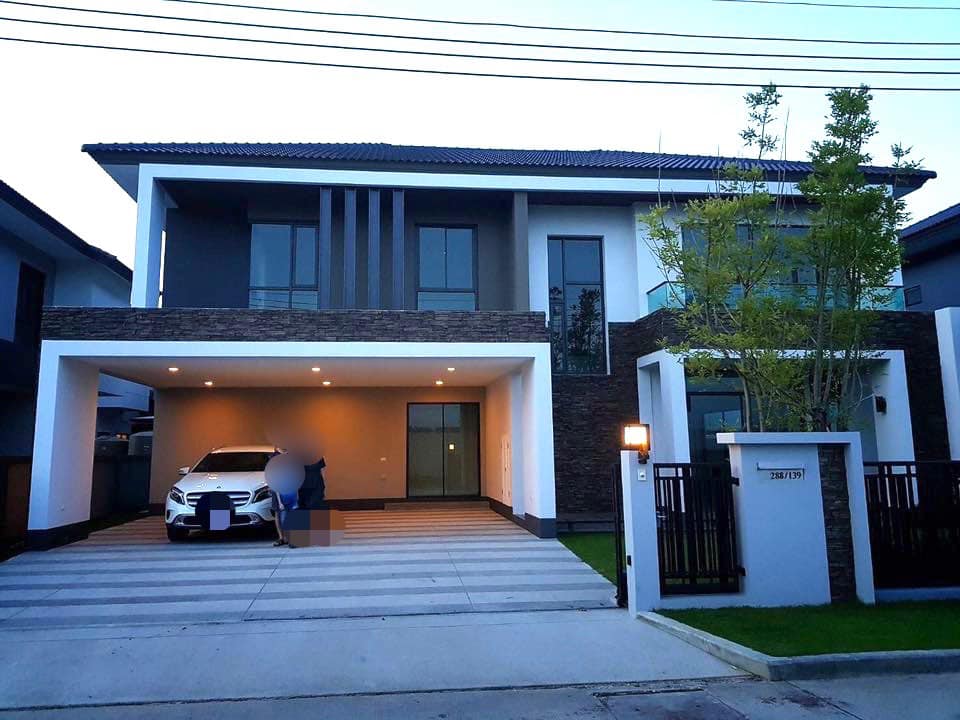 For SaleHouseLadkrabang, Suwannaphum Airport : 📌Urgent sale📌12.9 million, luxury house, The Grand Bangna-Wongwaen Phase 2