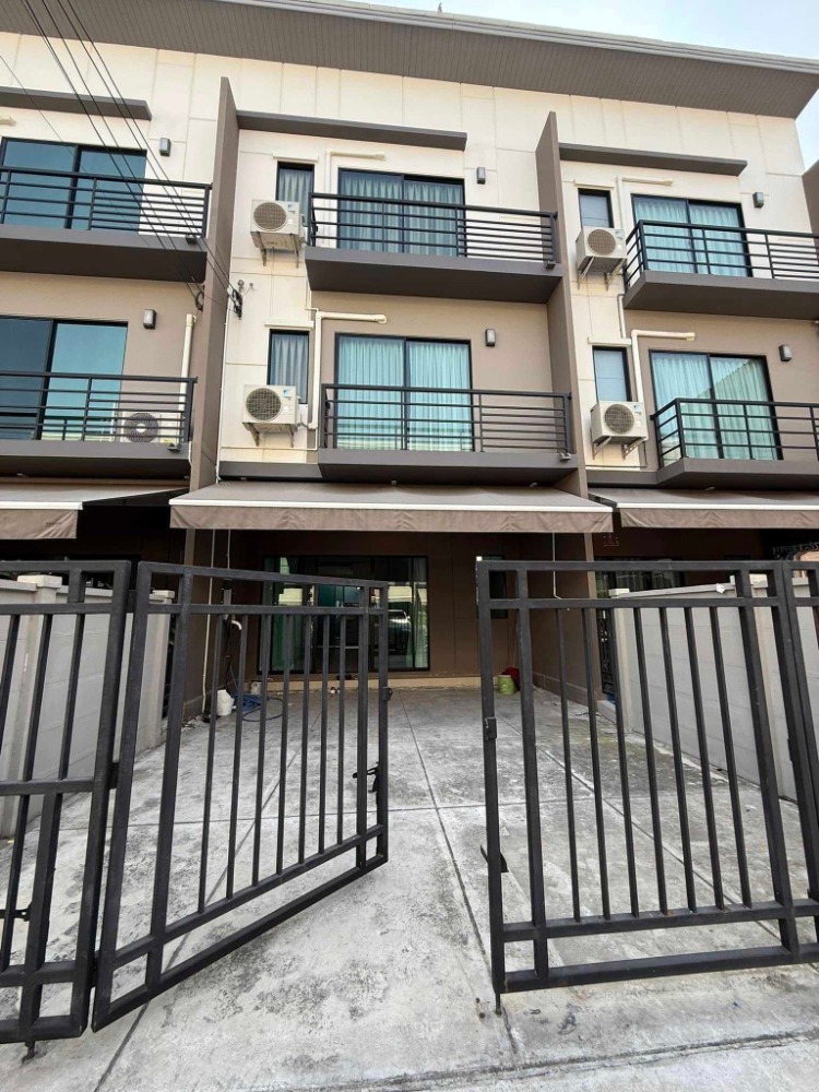 For RentTownhomeOnnut, Udomsuk : For rent, Village in the city center - Srinakarin On Nut