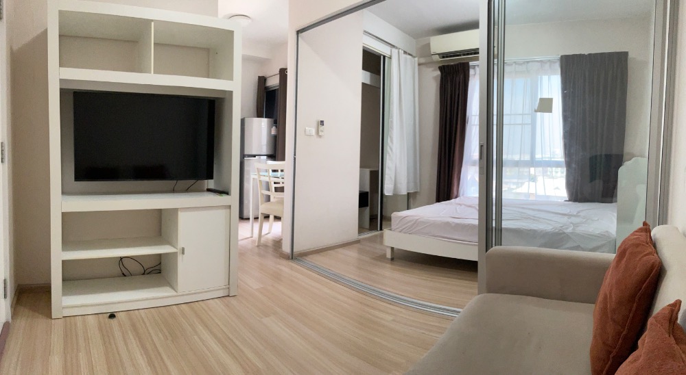 For RentCondoNonthaburi, Bang Yai, Bangbuathong : (Reserved, will make a contract on 15 Feb 2025) Condo for rent, skytrain view, not hot, 5,500 baht per month