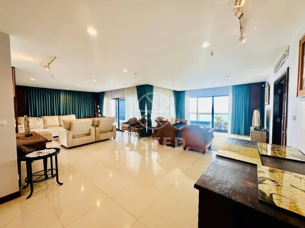 For SaleCondoPattaya, Bangsaen, Chonburi : 2 bedroom, 3 bathroom condo for sale in Pratumnak