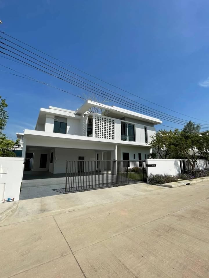 For RentHouseSamut Prakan,Samrong : House for rent Mantana Bangna Km.15