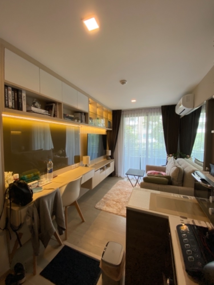 For SaleCondoRatchadapisek, Huaikwang, Suttisan : Condo for sale, Metrolux Ratchada, 3rd floor, with furniture and electrical appliances, good location, convenient transportation, near MRT Huai Khwang, Bangkok