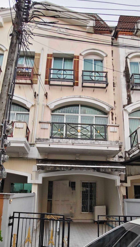 For RentTownhomeRamkhamhaeng, Hua Mak : Rent a 3 -story townhome, Ban Klang, The Paris