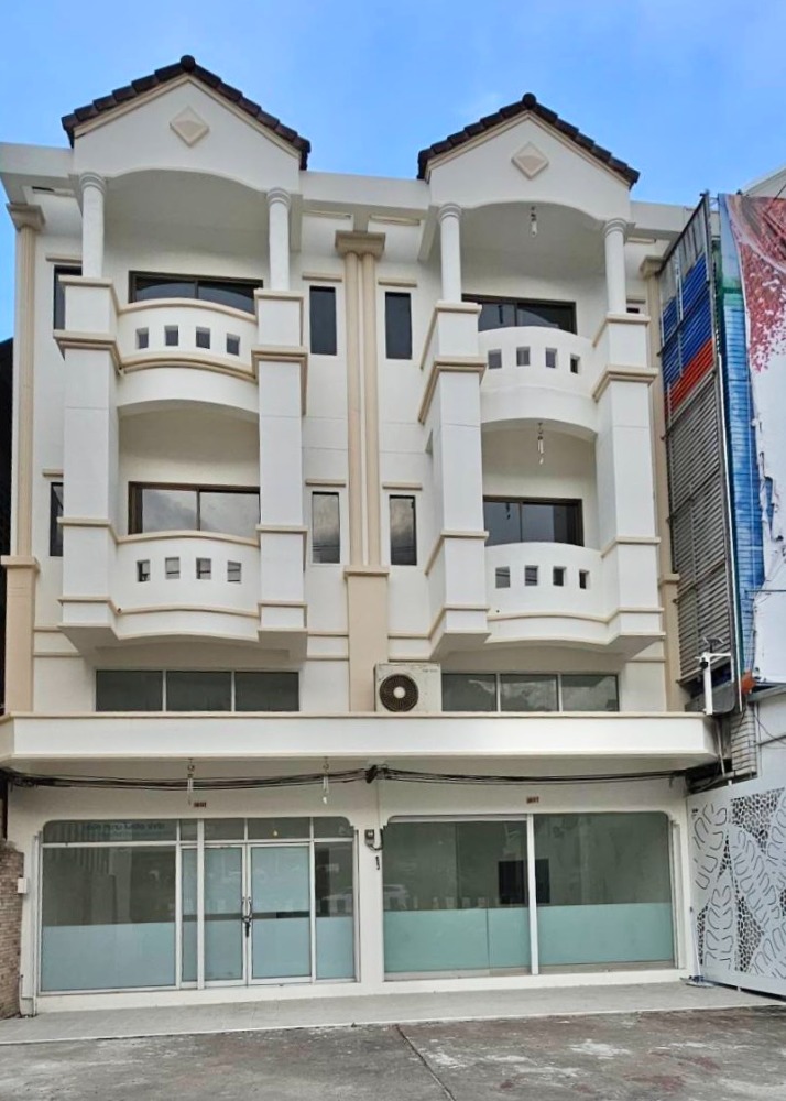 For RentShophousePhuket : Commercial Building For Rent