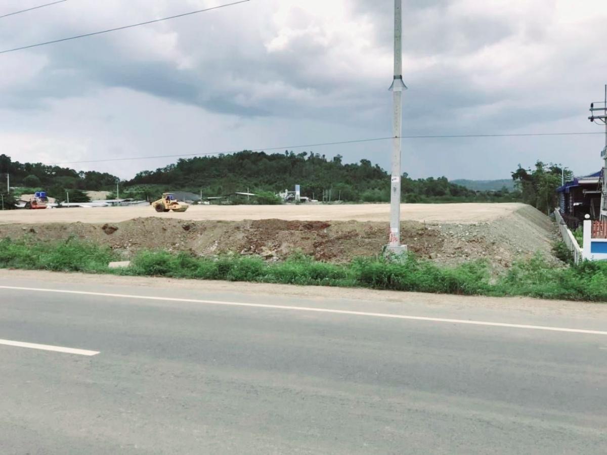 For SaleLandChanthaburi : Land for sale in Chanthaburi, next to the road, price lower than the market, cheapest, 61 rai