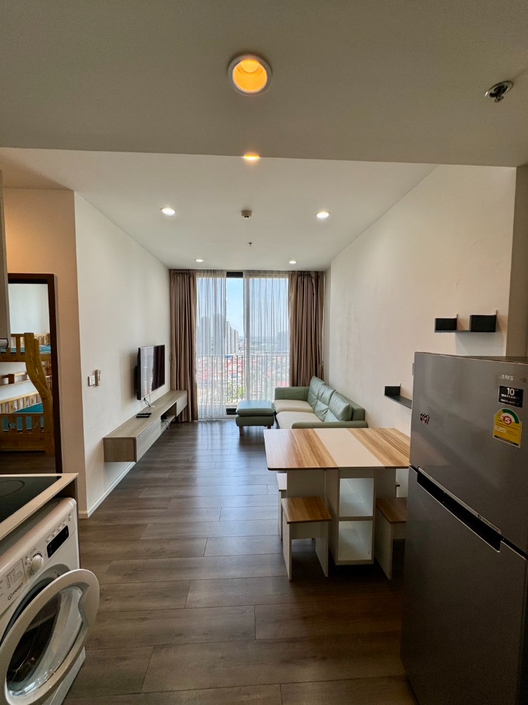 ให้เช่าคอนโดอ่อนนุช อุดมสุข : Whizdom Essense 2bedrooms 2bathrooms High Floor Available 1 March