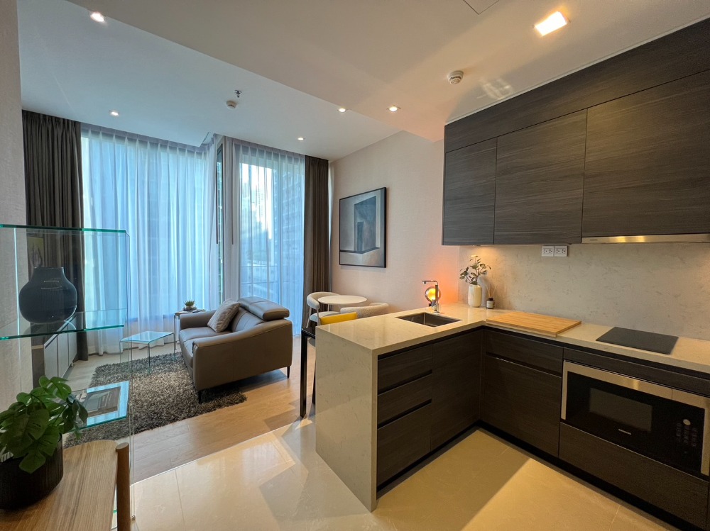 For RentCondoSukhumvit, Asoke, Thonglor : 1bed 1bath with bathtub 45sqm for rent