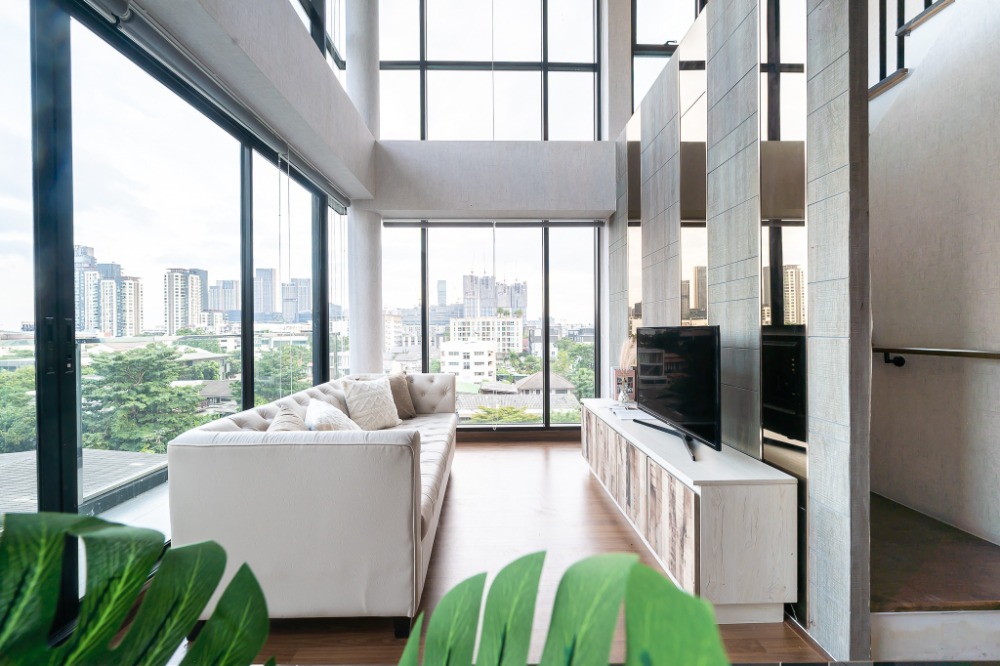 For RentCondoOnnut, Udomsuk : FOR RENT THE UNIQUE SUKHUMVIT 62/1, 2 BED 2 BATH , 80 SQM., 5 FLOOR, PRICE 42,000 BAHT